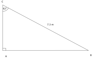 En rettvinklet trekant ABC der vinkelen C er 62 grader og BC = 7.3 cm